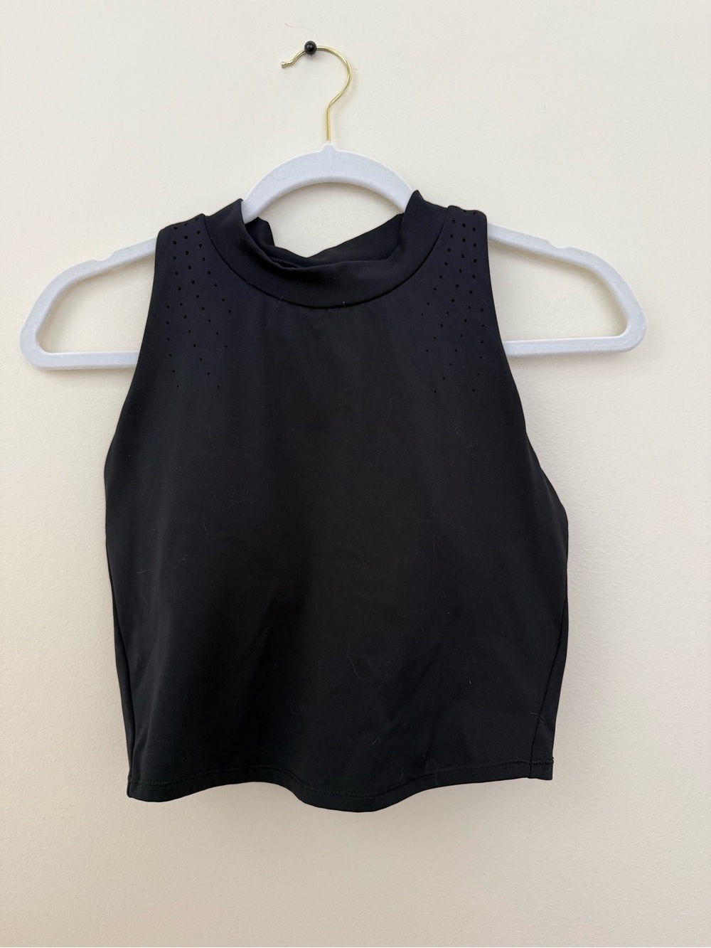 Women’s Athletic Black High-Neck Crop Tank Top Yoga Top